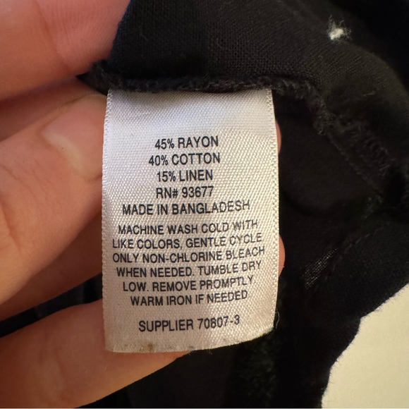 Lightweight little black dress - Picture 6 of 6